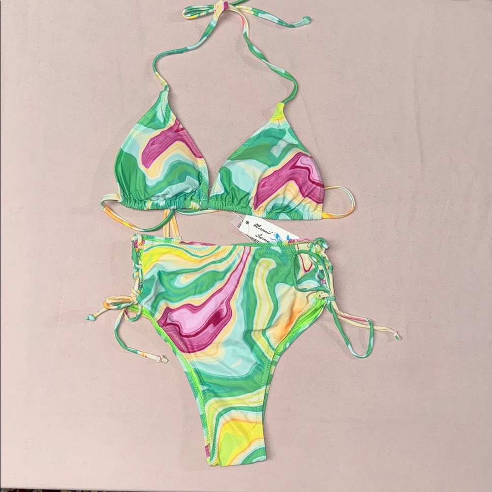 Swirl Print Bikini Set | Triangle Top & High-Waist Bottoms